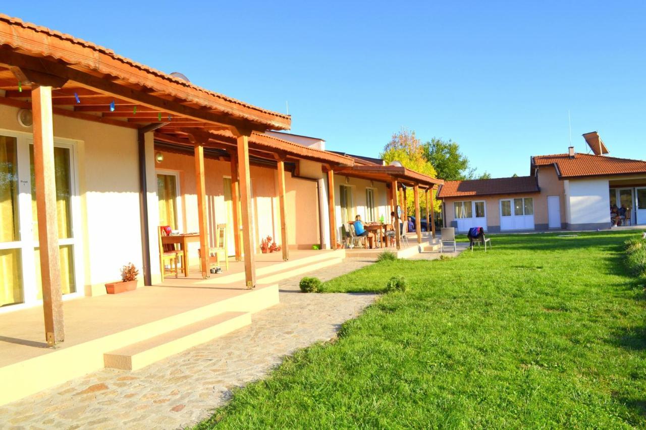 Комплекс За Гости Малки Воден Hotel Malki Voden Exterior foto